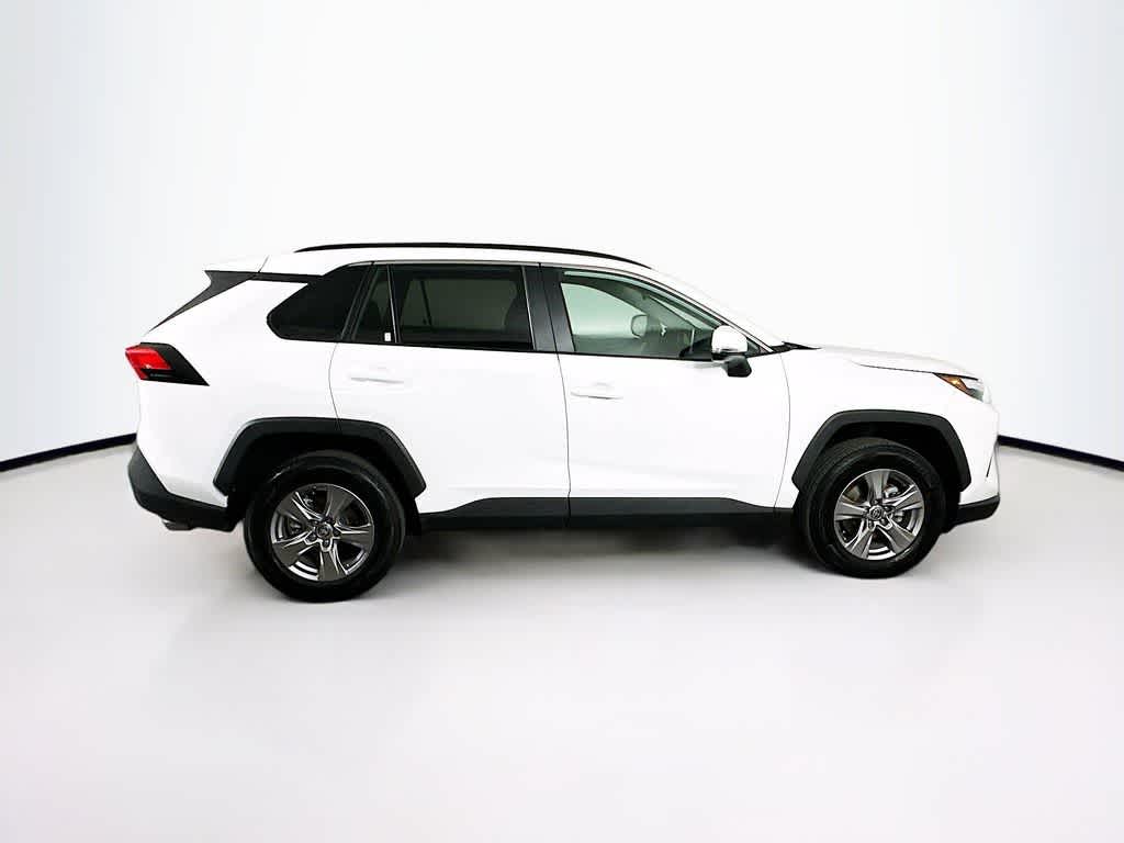 Toyota RAV4 XLE 2025