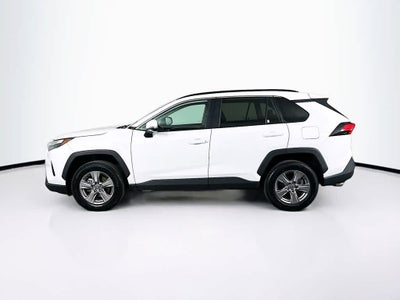Toyota RAV4 XLE 2025