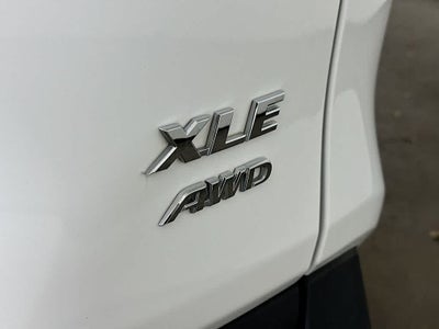 Toyota RAV4 XLE 2025