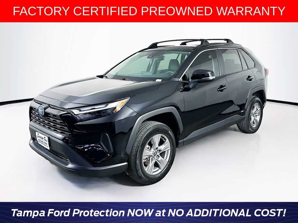 Toyota RAV4 Hybrid XLE 2022