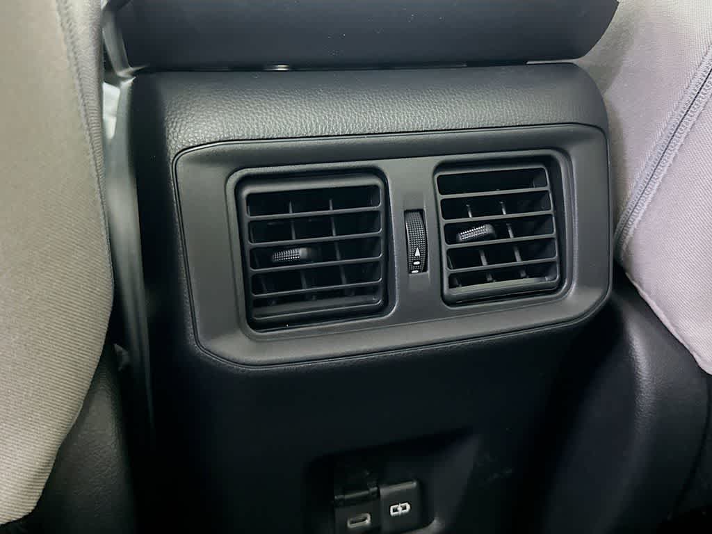Toyota RAV4 Hybrid XLE 2022