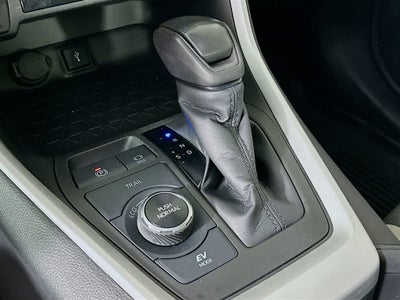 Toyota RAV4 Hybrid XLE 2022