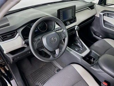 Toyota RAV4 Hybrid XLE 2022