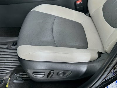 Toyota RAV4 Hybrid XLE 2022