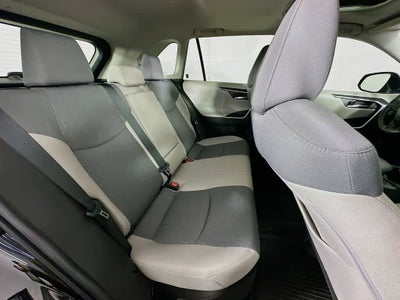 Toyota RAV4 Hybrid XLE 2022