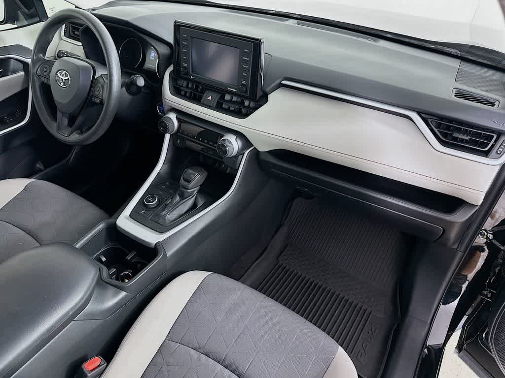 Toyota RAV4 Hybrid XLE 2022