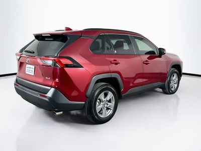 Toyota RAV4 XLE 2025