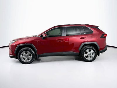 Toyota RAV4 XLE 2025