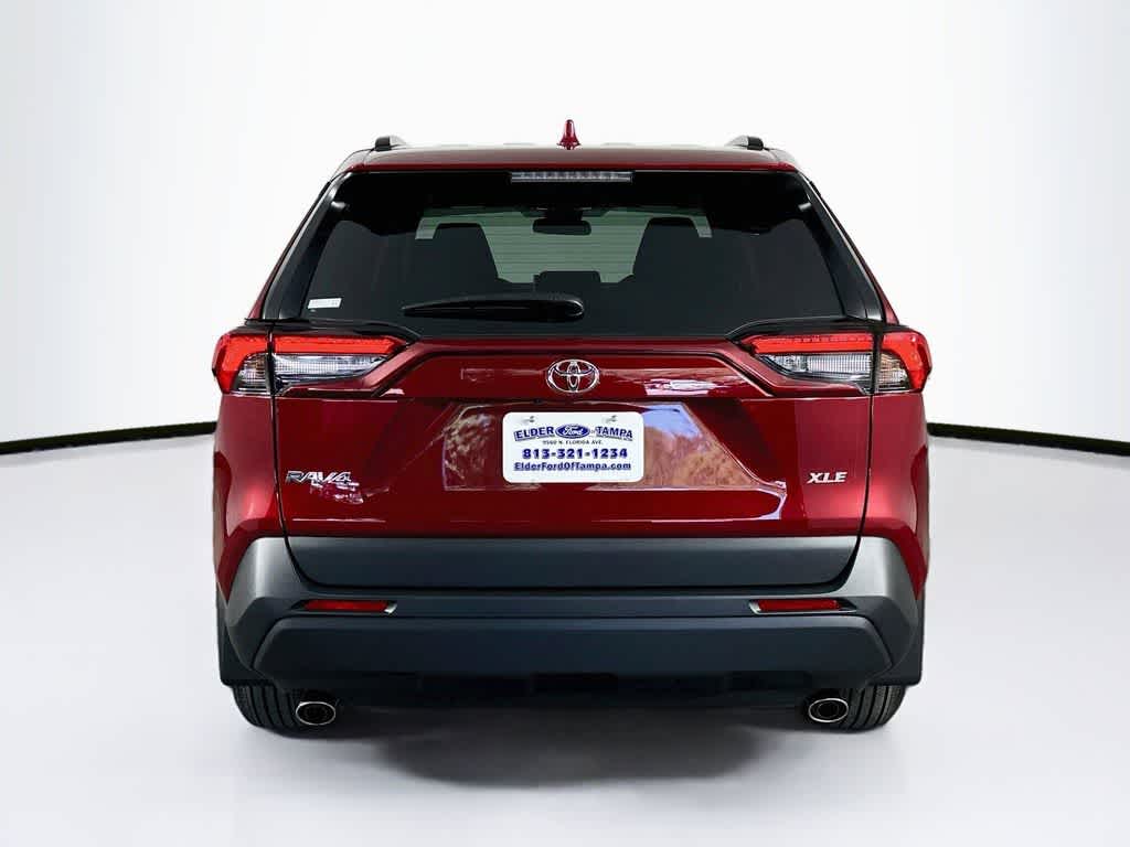 Toyota RAV4 XLE 2025