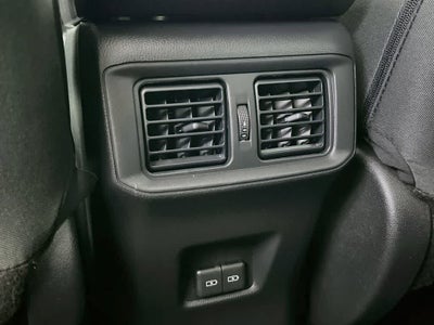 Toyota RAV4 XLE 2025