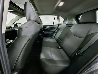 Toyota RAV4 XLE 2025