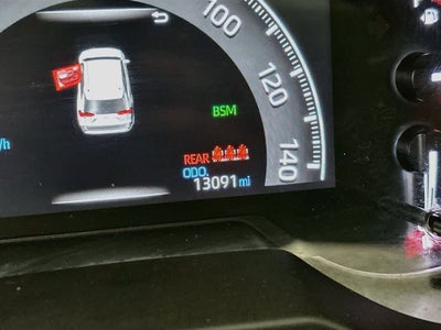 Toyota RAV4 XLE 2025