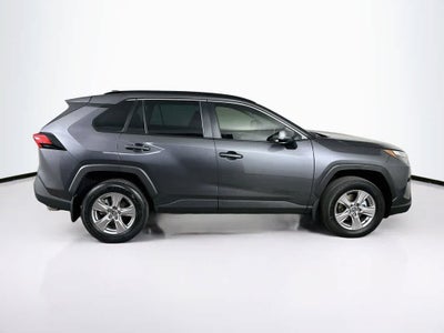 Toyota RAV4 XLE 2025