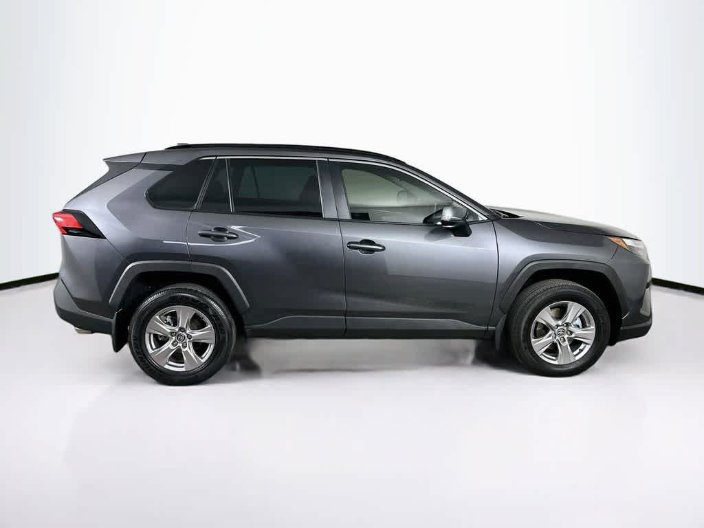 Toyota RAV4 XLE 2025