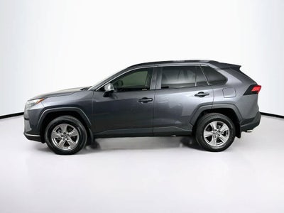 Toyota RAV4 XLE 2025