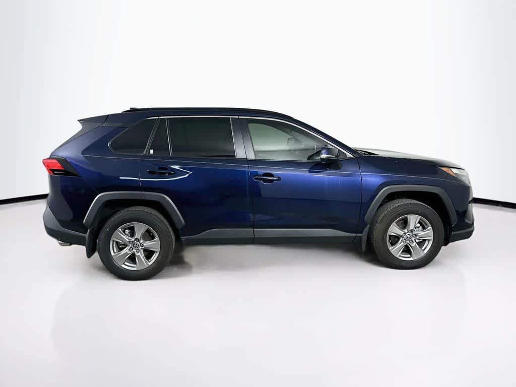 Toyota RAV4 XLE 2025