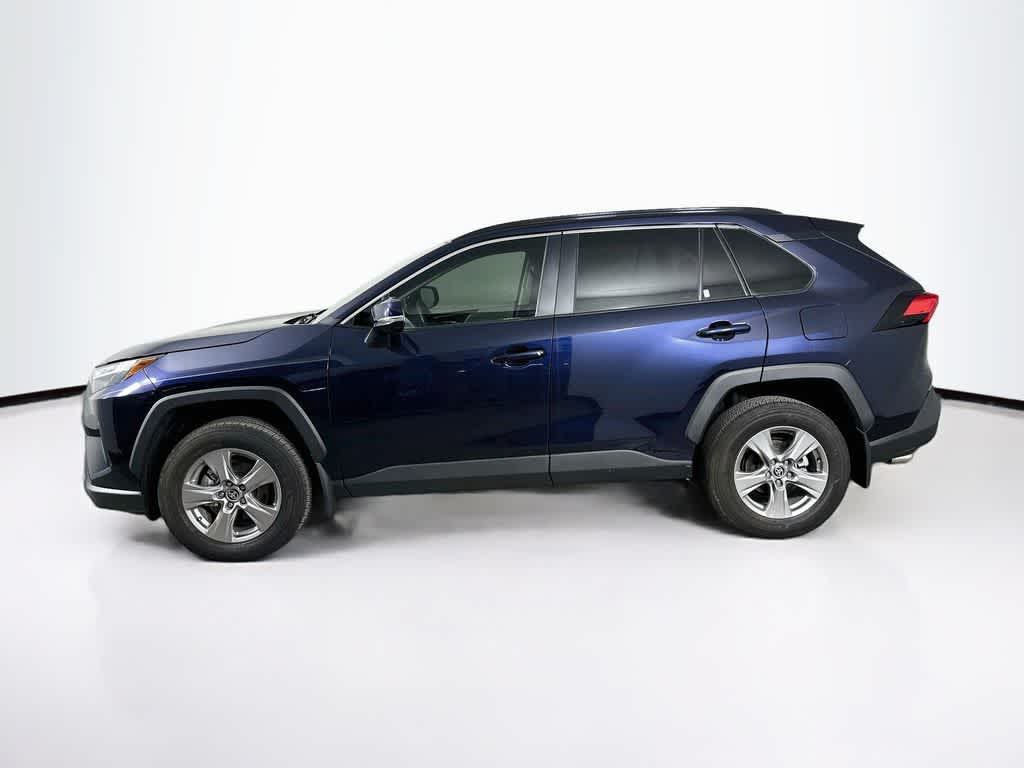 Toyota RAV4 XLE 2025