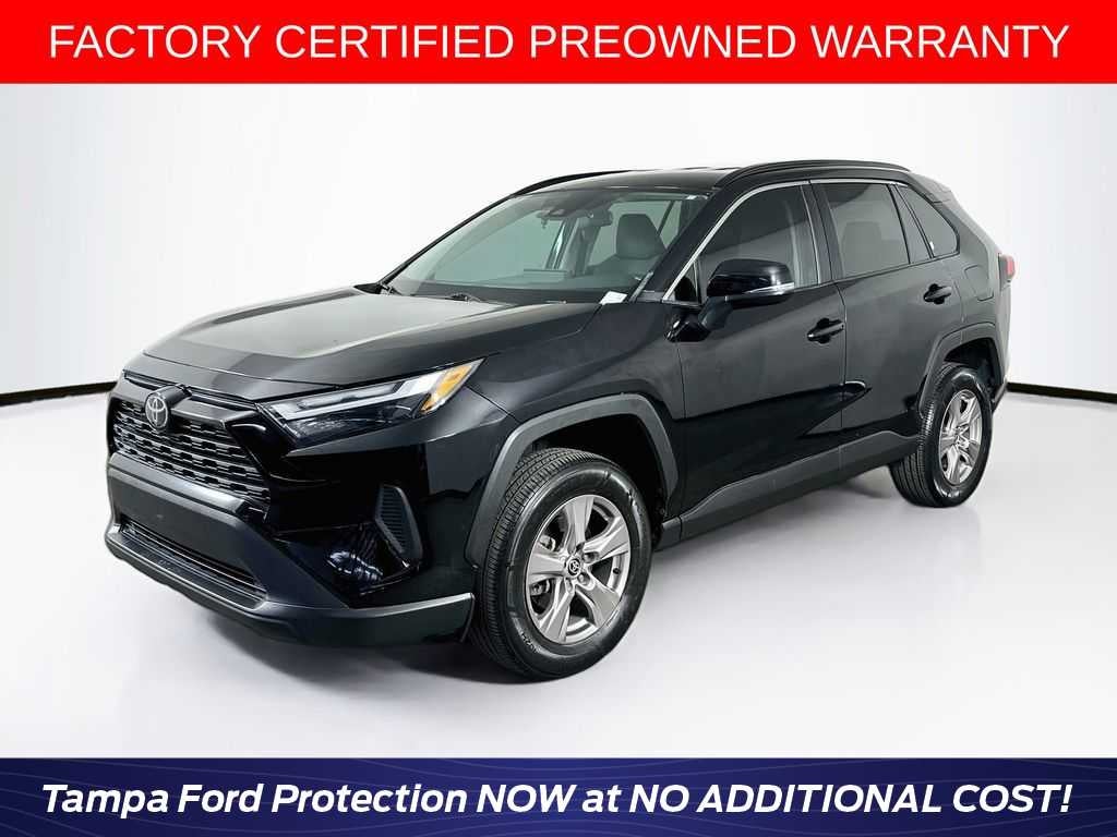 Toyota RAV4 XLE 2022