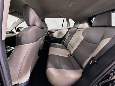 Toyota RAV4 XLE 2022
