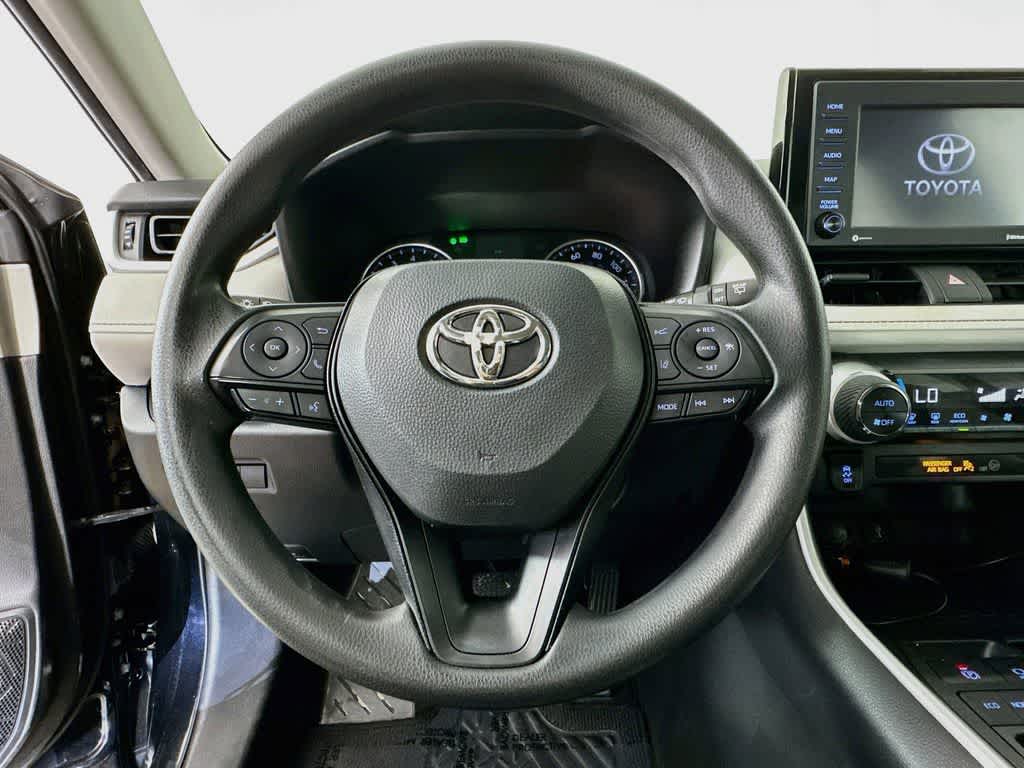 Toyota RAV4 XLE 2022