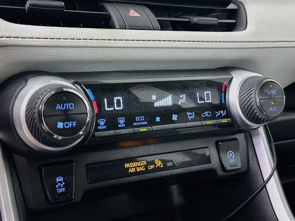 Toyota RAV4 XLE 2022