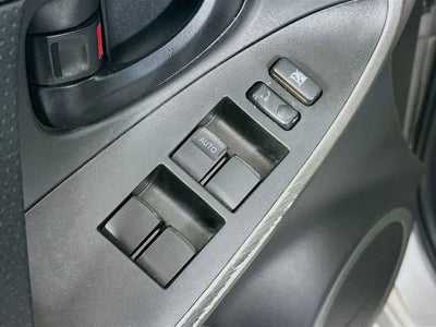 Toyota RAV4 Base 2010