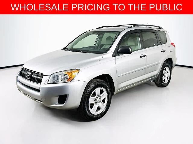 Toyota RAV4 Base 2010