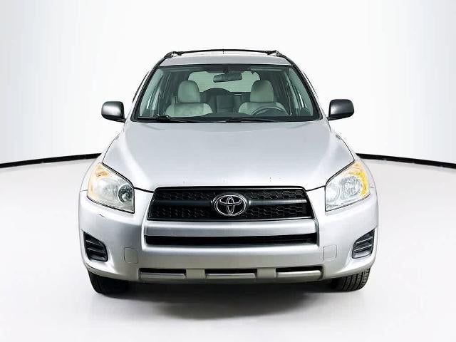 Toyota RAV4 Base 2010