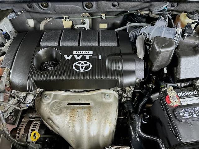 Toyota RAV4 Base 2010