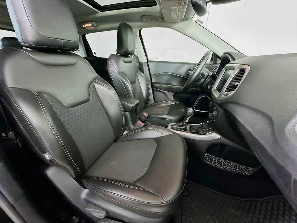 Jeep Compass Latitude 2019