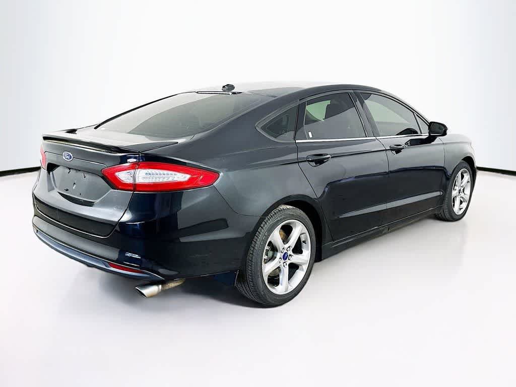 Ford Fusion SE 2013