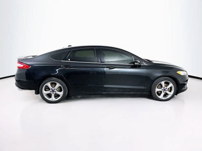 Ford Fusion SE 2013