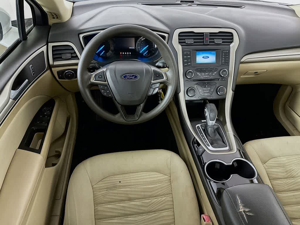Ford Fusion SE 2016