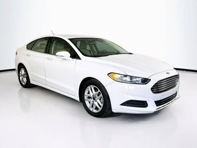 Ford Fusion SE 2016