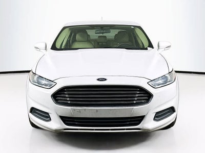 Ford Fusion SE 2016