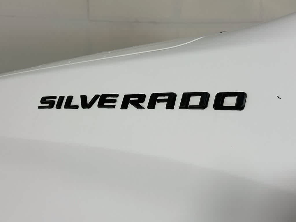 Chevrolet Silverado 1500 Custom 2022