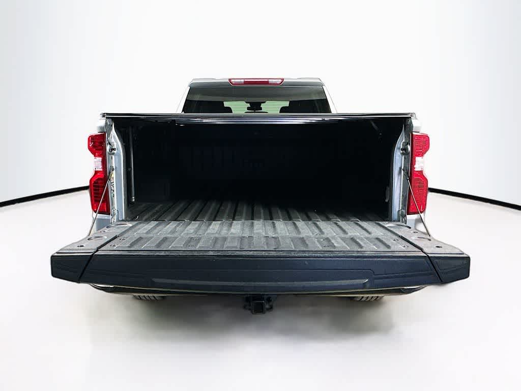 Chevrolet Silverado 1500 Custom Trail Boss 2024