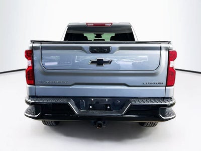 Chevrolet Silverado 1500 Custom Trail Boss 2024