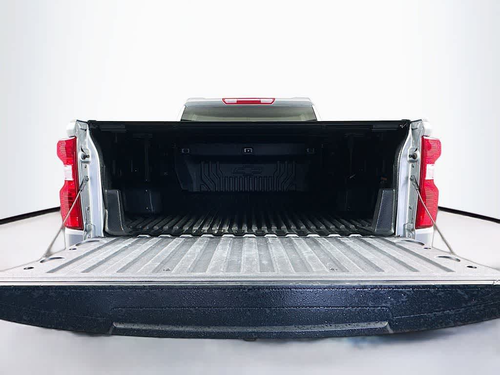 Chevrolet Silverado 1500 Custom Trail Boss 2024