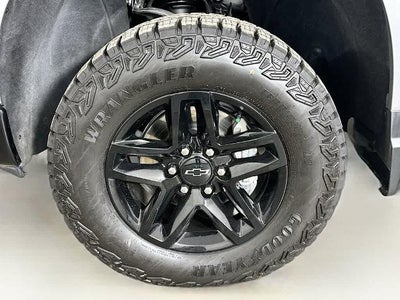 Chevrolet Silverado 1500 Custom Trail Boss 2024