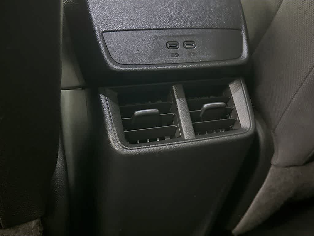Chevrolet Equinox LT con tracción delantera, 2025