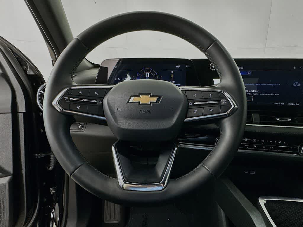 Chevrolet Equinox LT con tracción delantera, 2025
