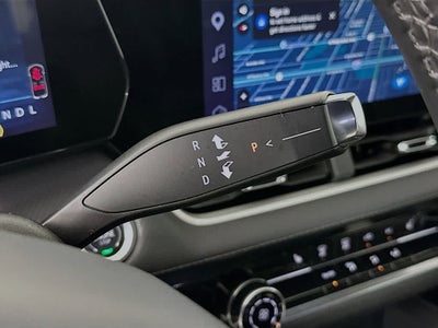 Chevrolet Equinox LT con tracción delantera, 2025