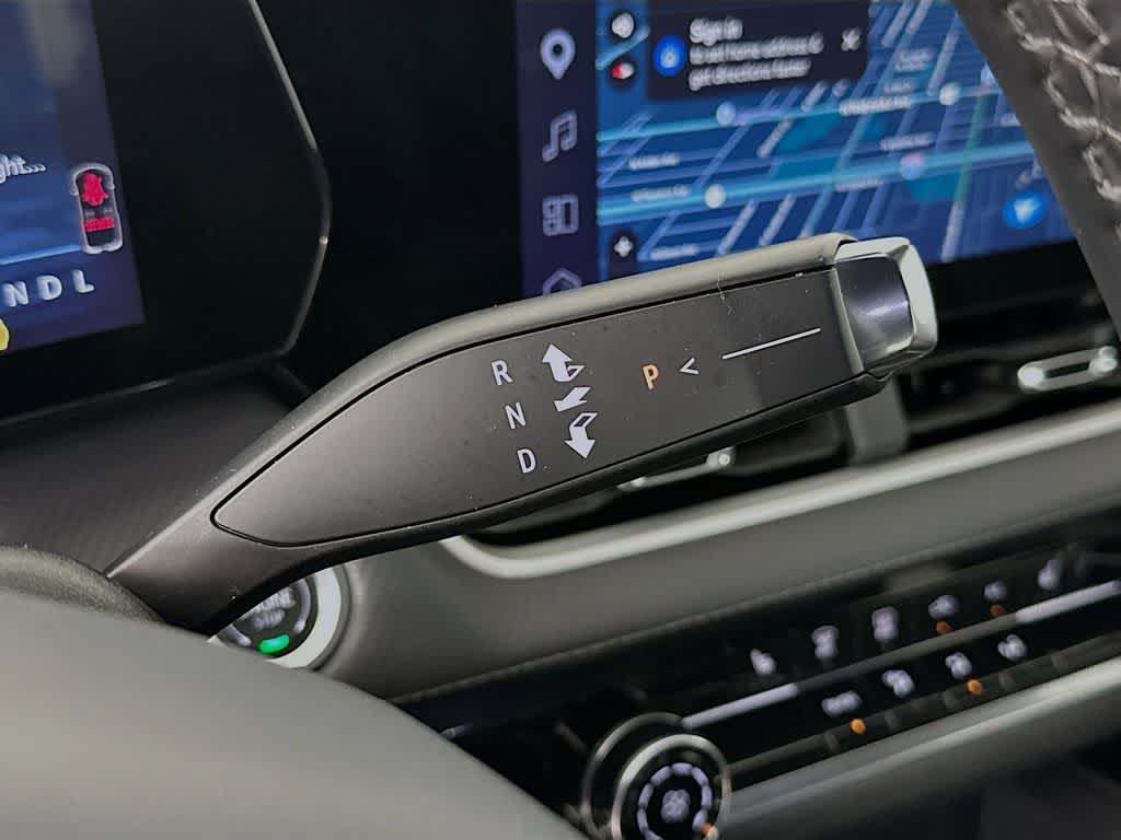 Chevrolet Equinox LT con tracción delantera, 2025