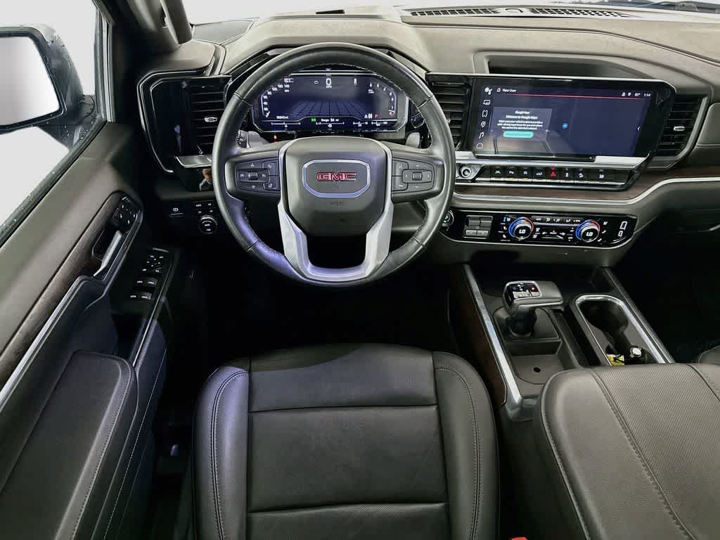 GMC Sierra 1500 SLT 2024