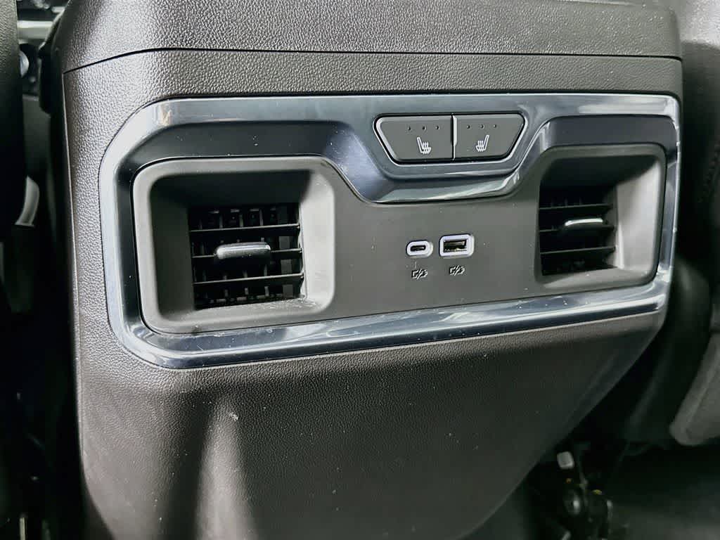 GMC Sierra 1500 SLT 2024