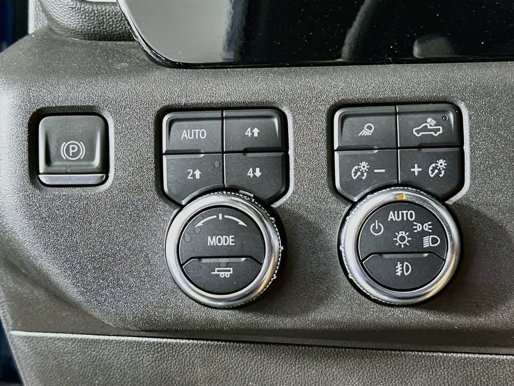 GMC Sierra 1500 SLT 2024