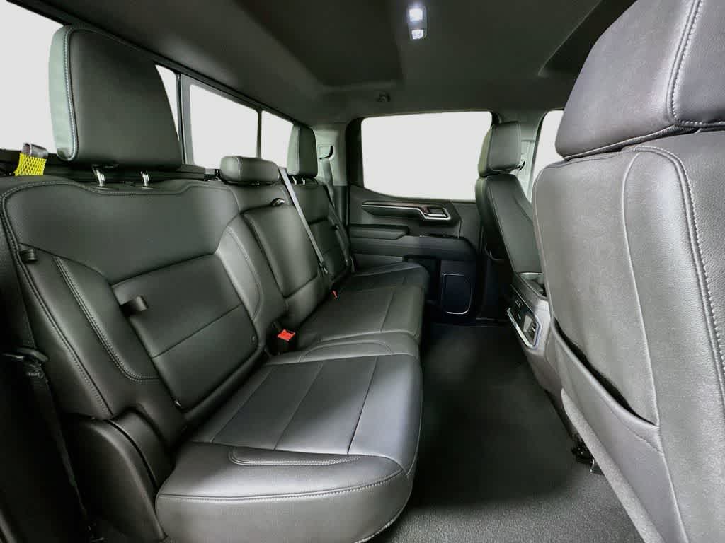 GMC Sierra 1500 SLT 2024
