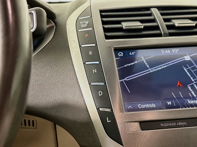 Lincoln MKZ Hybrid 2020, versión básica