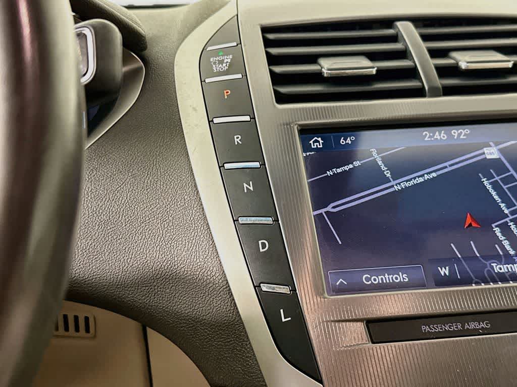 Lincoln MKZ Hybrid 2020, versión básica